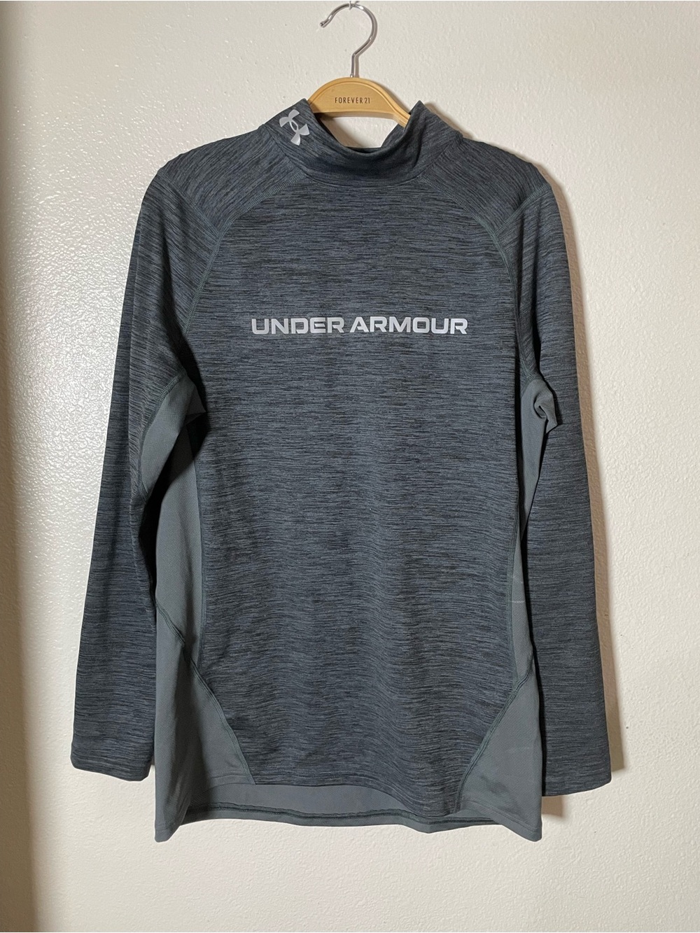 Under Armour long sleeve fitted t-shirt - Picture 2 of 4